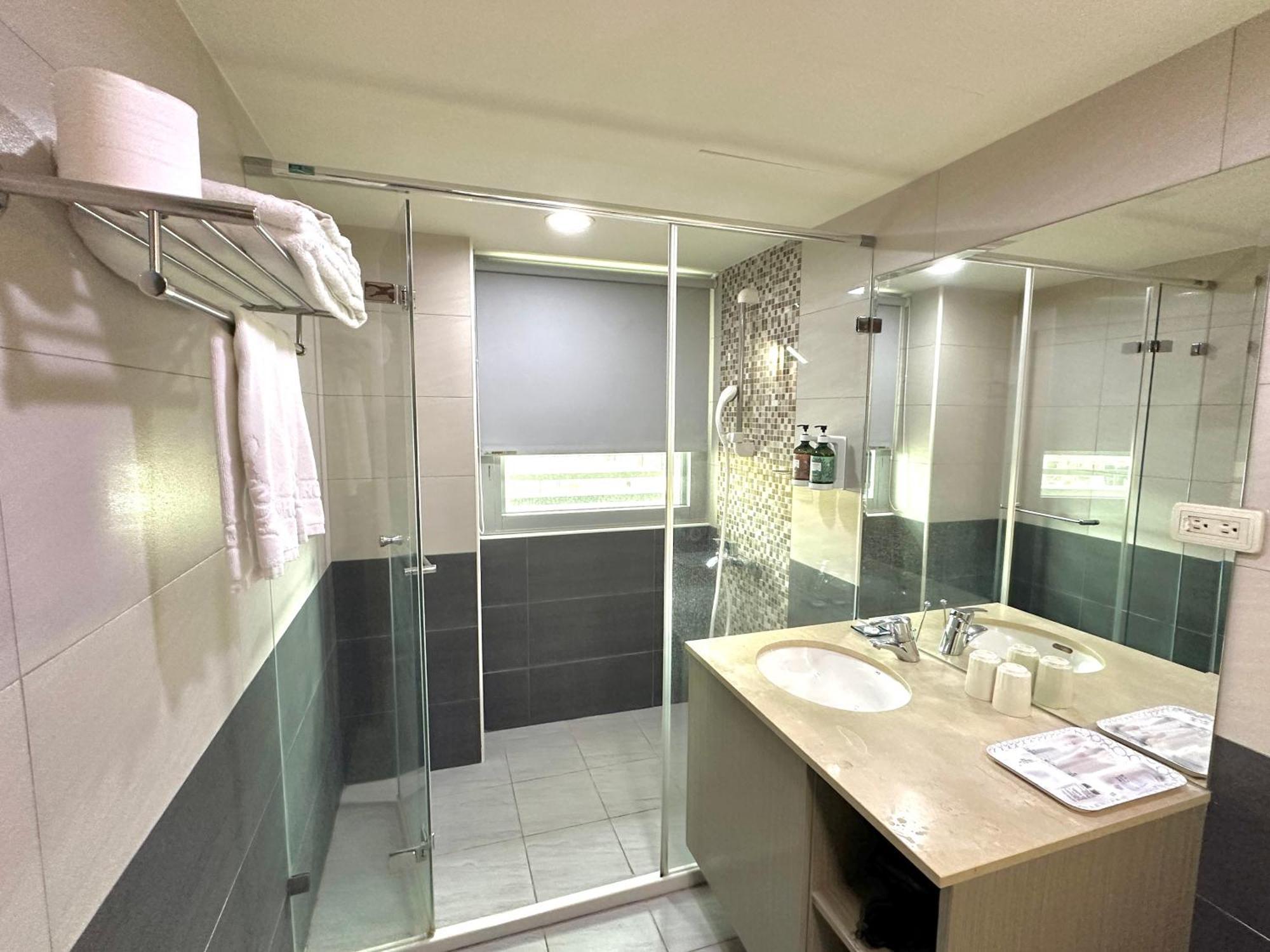 Mei Hotel Taichung Exterior photo
