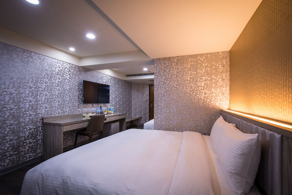 Mei Hotel Taichung Exterior photo